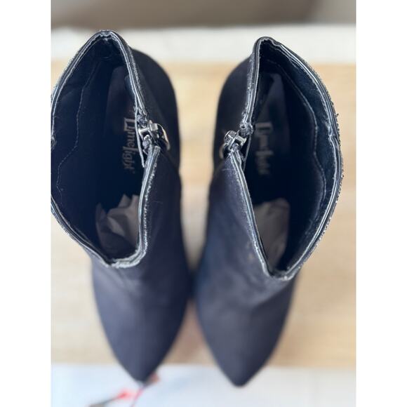 Limelight Black Suede Ankle Booties - Women’s Size 9 - Picture 6 of 7